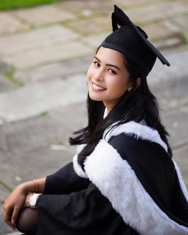 Transformasi Maudy Ayunda, dari 'Rena' hingga Penyanyi Berprestasi (9)