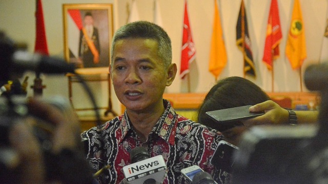 Komisioner KPU RI, Wahyu Setiawan di Gedung KPU RI, Jakarta, Kamis (30/08/2018). (Foto: Nadia K Putri)