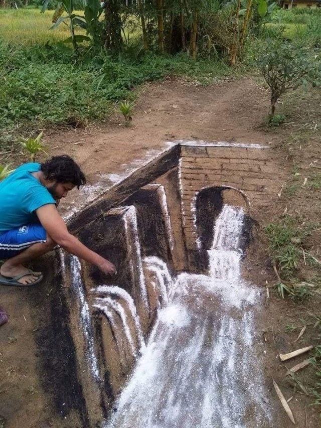 Hanya Modal Tepung dan Arang, Pria Ini Ciptakan Seni Ilusi Optik (1)