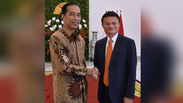 Jokowi dan Jack Ma bersalaman di Istana Bogor, Sabtu (1/9/2018). Foto: Dok. Biro Pers Setpres