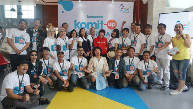 Peserta komit up kumparan peduli lingkungan di pantai Lagoon, Jakarta, Sabtu (1/9/2018). (Foto: Irfan Adi Saputra/kumparan)