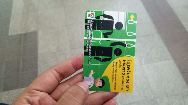 Thailand D-2: Berburu Candi, Bunga Goreng, dan Kalap Belanja di Bangkok (23)