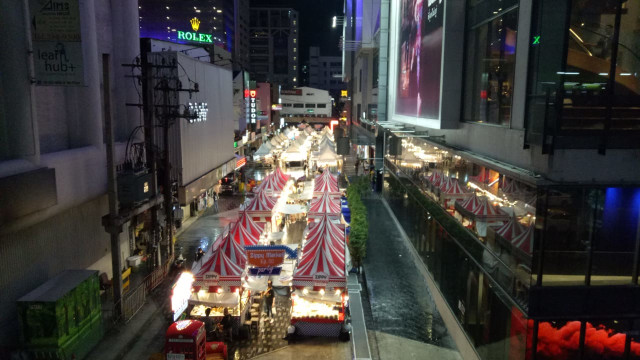 Thailand D-2: Berburu Candi, Bunga Goreng, dan Kalap Belanja di Bangkok (26)