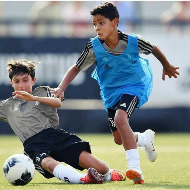 Ronaldo Jr Cetak 4 Gol di Laga Pertama Juventus, Cristiano Ronaldo? (1)
