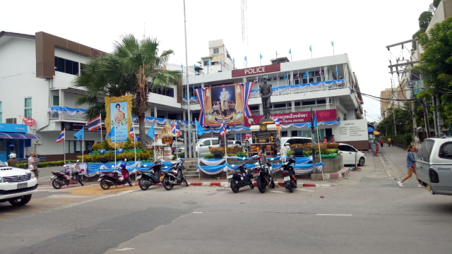 Pattaya dan Cowok 'Cantik' di Alcazar Cabaret Show (9)