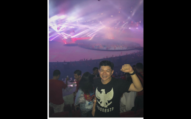 Menyaksikan penutupan Asian Games 2018. (Foto: Dok: Sulung Landung)