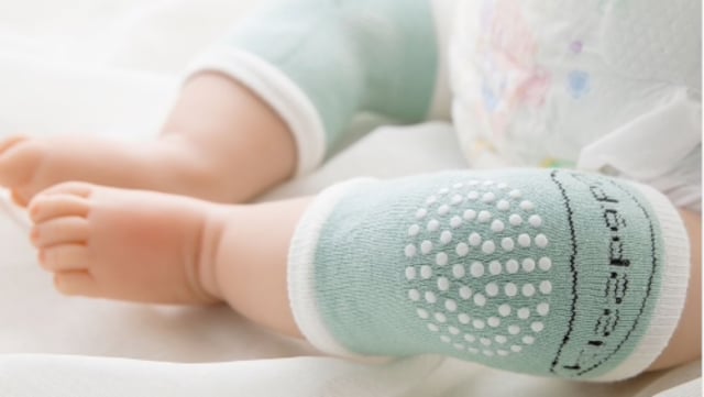 Perlukah Bayi Merangkak Pakai Pelindung Lutut (Foto: Dok: Istimewa)