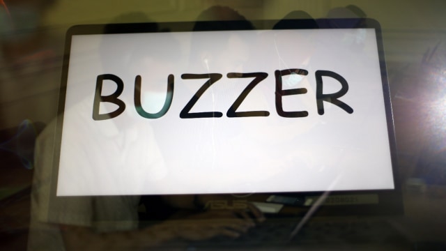 Ilustrasi Buzzer Foto: Aditia Noviansyah/kumparan