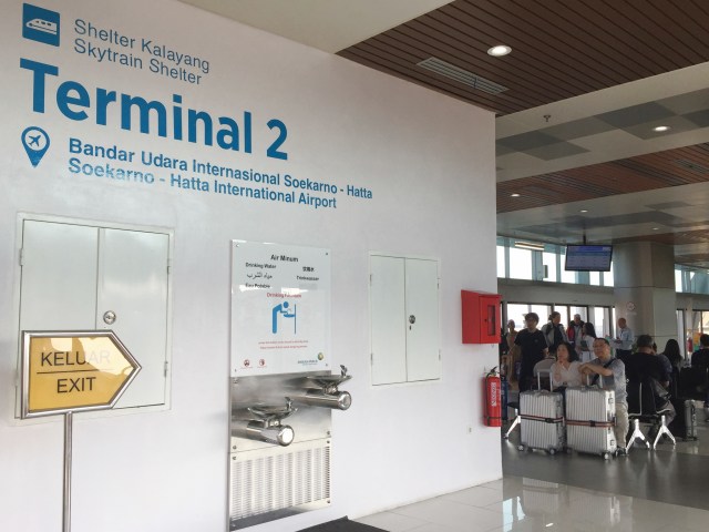 Tap Water di Stasiun Skytrain Bandara Soekarno Hatta (Foto: Helinsa Rasputri/kumparan)