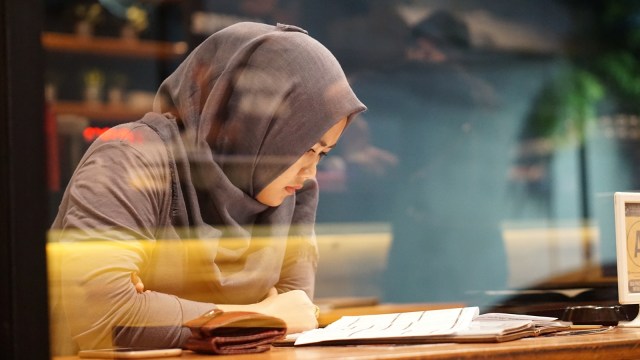 Ilustrasi membaca (Foto: Deddy Yoga Pratama/unsplash)