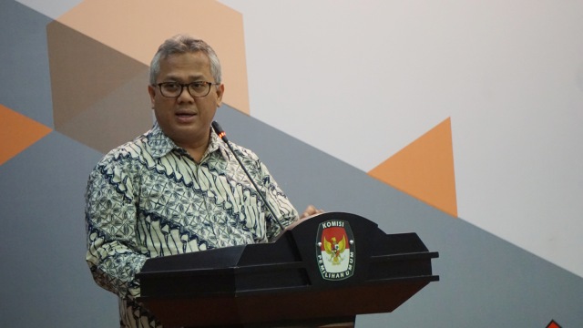 Komisioner KPU RI memimpin Rapat Pleno Rekapitulasi daftar pemilih tetap (DPT) tingkat nasional Pemilu 2019 di Gedung KPU RI, Jakarta, Rabu (5/9). (Foto: Fanny Kusumawardhani/kumparan)