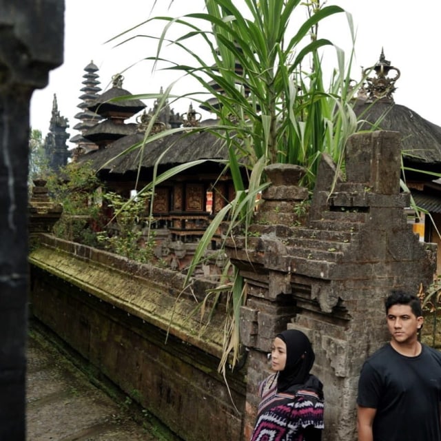 10 Caption Instagram Lucu Arda 'Naff' untuk Istri dan Anaknya (2)