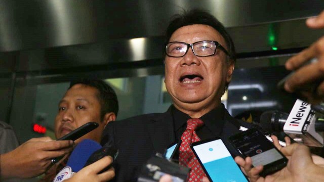 Mendagri Tjahjo Kumolo di gedung KPK, Rabu (5/9/18). Foto: Eny Immanuella Gloria/kumparan