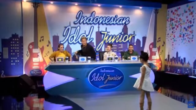 Aksi Glory, Rocker Cilik yang Membuat Para Juri Idol Junior Tertawa (1)