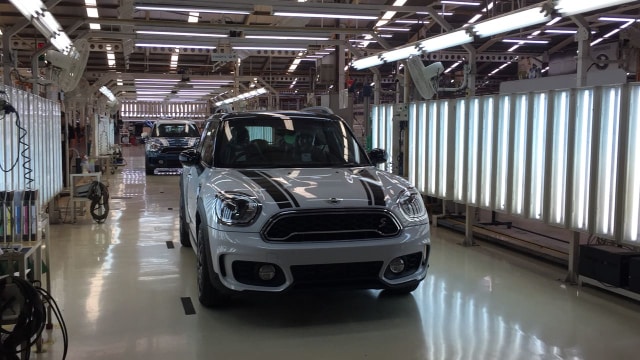 MINI Cooper Countryman rakitan lokal (Foto: Aditya Pratama Niagara/kumparanOTO)