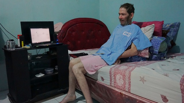 George Pritting, warga AS yang telantar di Jakarta karena sakit. (Foto: Prabarini Kartika/kumparan)