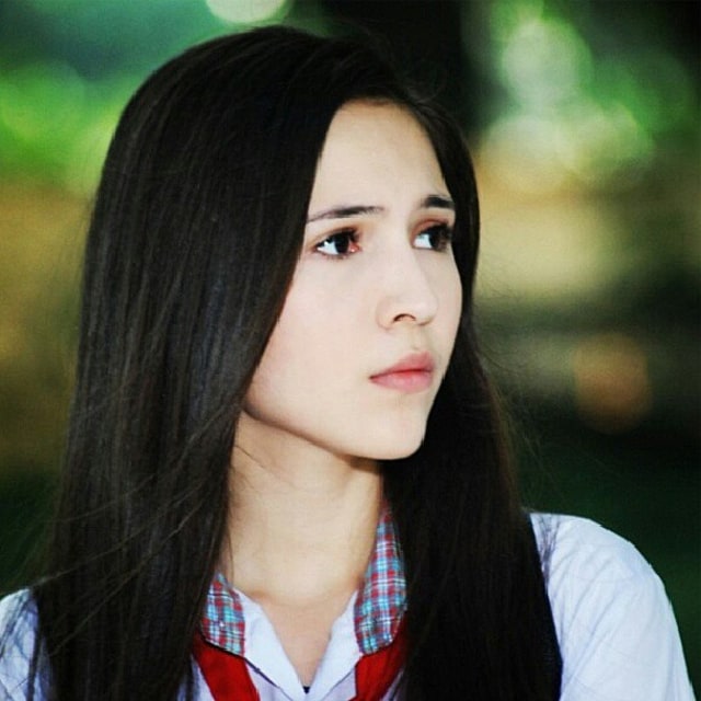 Transformasi Olivia Jensen dari ABG hingga Jadi Ibu Satu Anak (4)