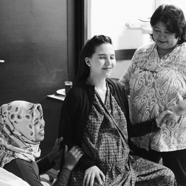 Transformasi Olivia Jensen dari ABG hingga Jadi Ibu Satu Anak (6)