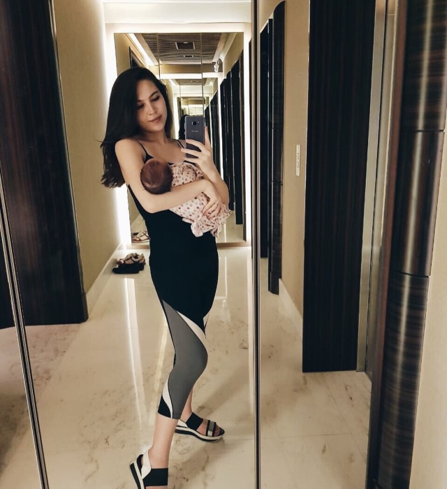 Transformasi Olivia Jensen dari ABG hingga Jadi Ibu Satu Anak (7)