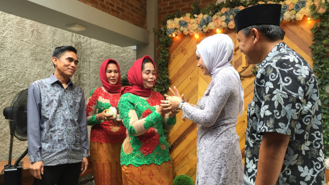 Lamaran Shinta Bachir di kawasan Cipayung, Jakarta Timur, Sabtu (8/9/18). (Foto: Sarah Yulianti Purnama/kumparan)