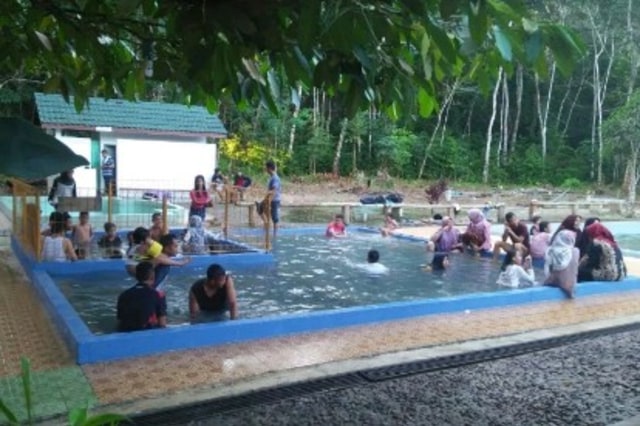 Wisata Air Panas Singkep Tawarkan Kehangatan Merefleksi Diri (1)
