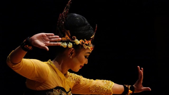 Menikmati Paduan Gerak Tari Jaipong dan Pencak Silat Bentang Kalang (5)