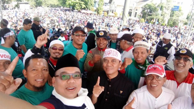Deklarasi #2019GantiPresiden di Solo (Foto: Dok. Mustofa Nahrawardaya)