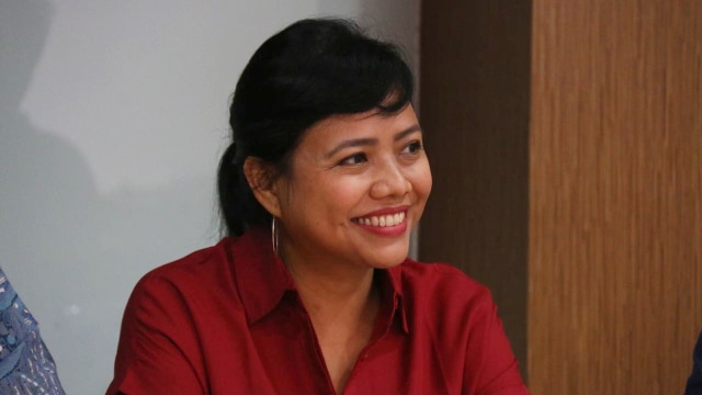 Dosen STIH Jentera, Bivitri Susanti, di Diskusi Polemik Pencalonan Napi Korupsi di Indonesia Corruption Watch (ICW), Kalibata Timur, Jakarta, Minggu (9/9/2018). (Foto: Eny Immanuella Gloria)