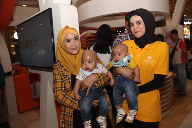 April Jasmine dan Bayi Kembarnya (Foto: Munady/kumparan)