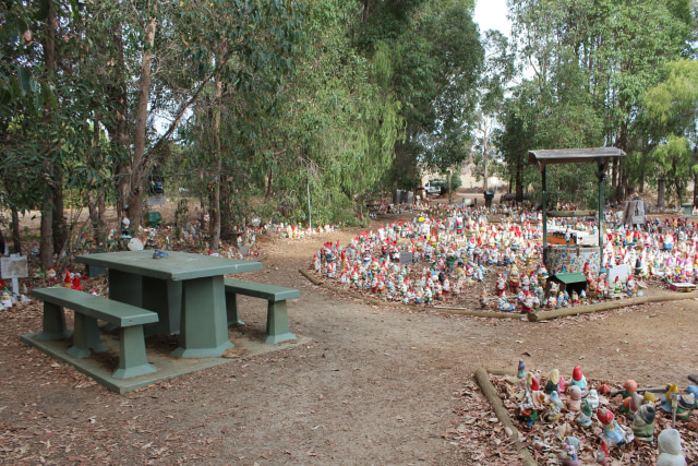 Boneka Gnome di Gnomesville, Austral (Foto: Flickr/John Cooke)