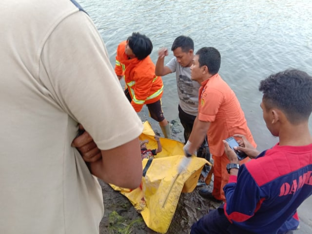 Kesaksian Keluarga Sebelum Ibu Ajak Anak Bunuh Diri di Sungai Pemali