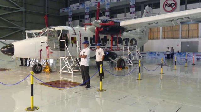 Ragam jenis pesawat milik PT Dirgantara Indonesia di Hanggar Rotary Wing, Kawasan Produksi II PTDI, Bandung. (Foto: Elsa Toruan/kumparan)