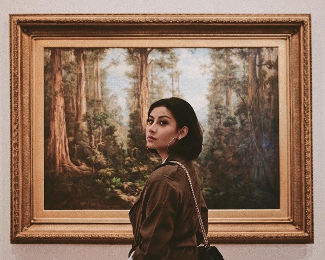 Terlihat Fresh, Contek Gaya Rambut Pendek 7 Seleb Ini (2)