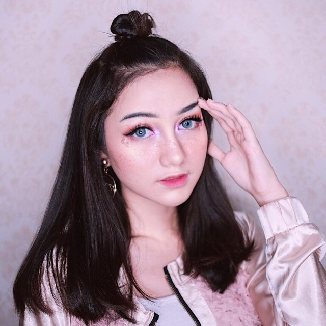 Intip 5 Gaya Rambut Selebgram yang Bisa Banget Kamu Tiru (1)