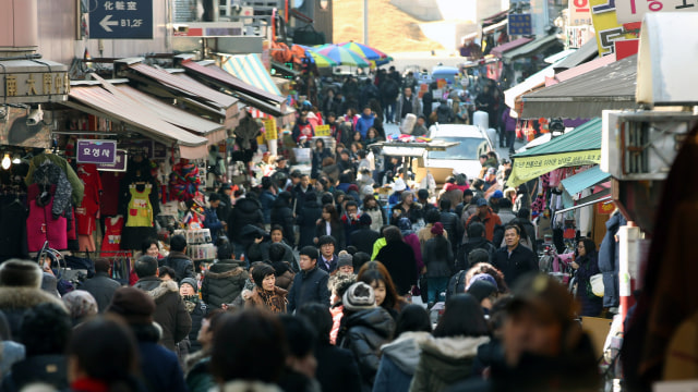 Pasar Namdaemun yang ramai pengunjung (Foto: Flickr/Republic of Korea)
