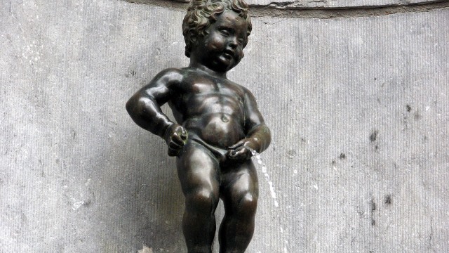 Patung-patung Kencing di Belgia