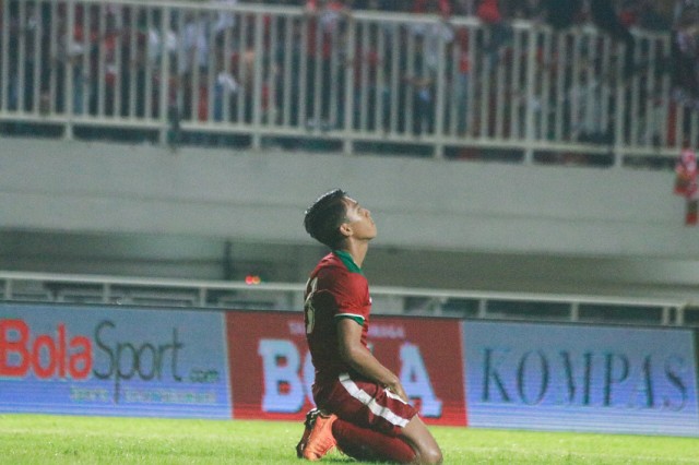 3 Alasan Hubungan Febri Haryadi dan Manajer Persib Memanas  (2)