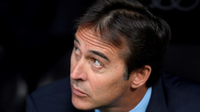 Julen Lopetegui memimpin Real Madrid pada pertandingan persahabatan dengan AC Milan. (Foto: AFP/Gabriel Bouys)