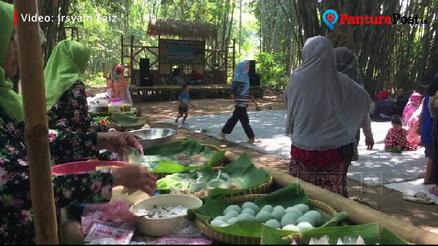 Pasar Slumpring Tegal, Wisata Kuliner Tradisional Serba Bambu