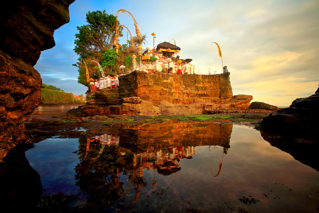 Panorama Pura Tanah Lot (Foto: Flickr / Jonathan Garcia)
