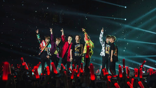 iKON (Foto: Facebook  @OfficialYGiKON)