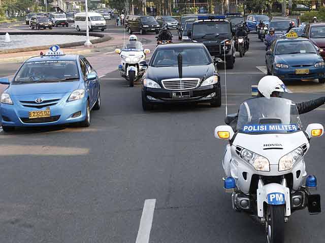5 Kejadian Unik Ulah Voorijder Pengawal Pejabat di Jalan Raya (2)