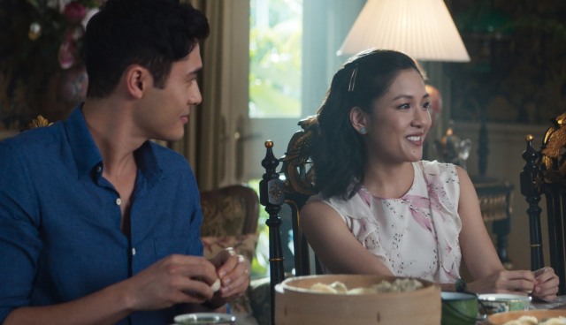 Nick dan Rachel saat Membuat Dumpling (Foto: Dok. Warner Bros)