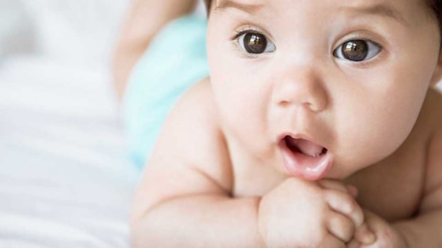 Benjolan Putih pada Langit-Langit Mulut Bayi