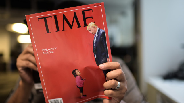 Ilustrasi Majalah Time. (Foto: AFP/Eric BARADAT )