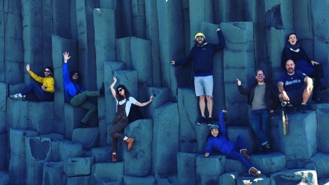 Constance Wu di Devil Postpile National Monument, Islandia (Foto: Instagram/constancewu)