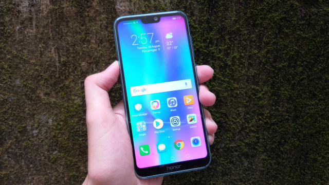 Honor 9i. (Foto: Bianda Ludwianto/kumparan)
