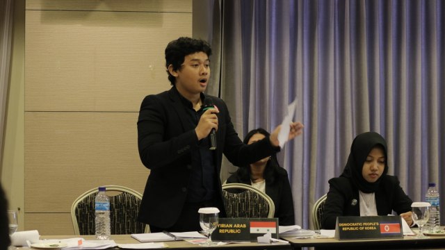 Muhammad Kahfi saat mengikuti MUN (Foto: Dok. Muhammad Kahfi)