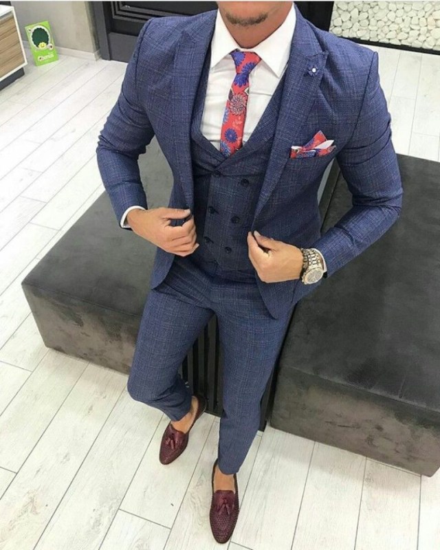 5 Trik Bebas Gerah Saat Pakai Setelan Kantor (1)