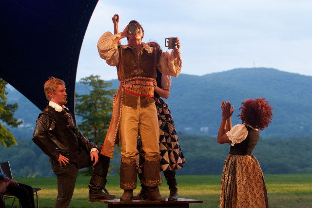 Sinopsis Film the Three Musketeers (2011) (1)